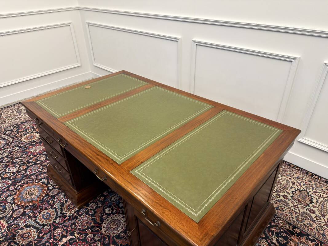 Large English Desk Partnerdesk