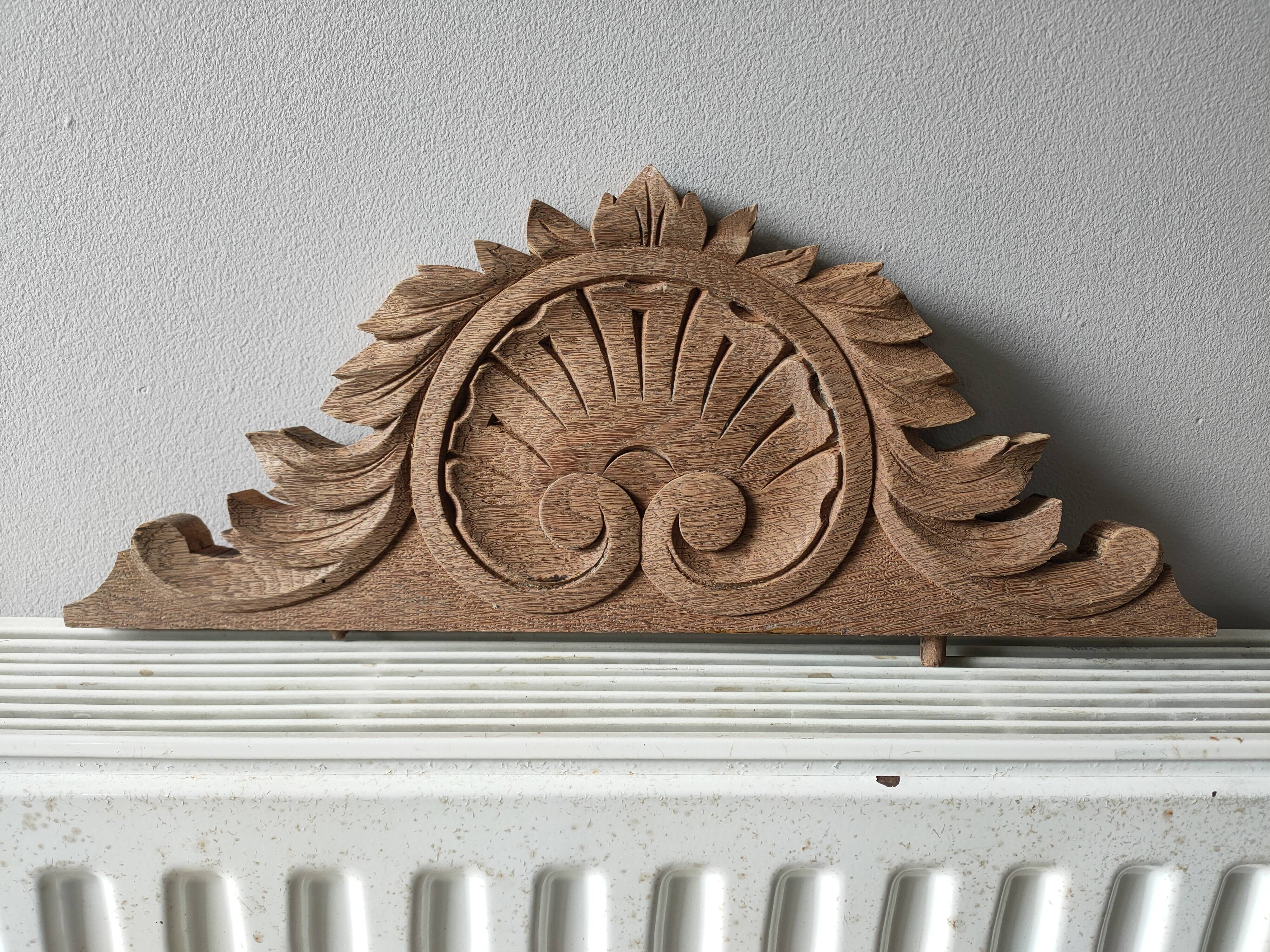 ancient oak pediment