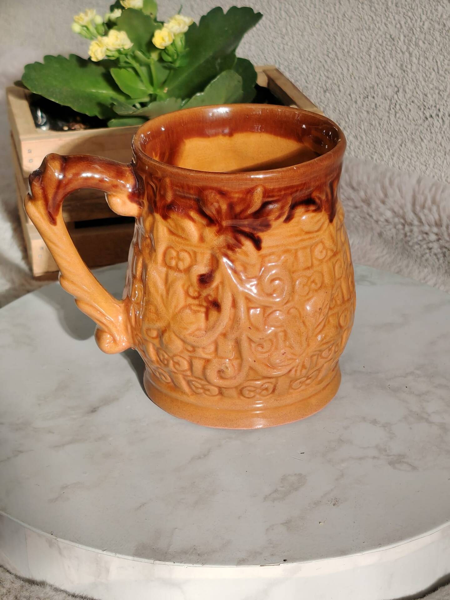 Verre en céramique façon barbotine