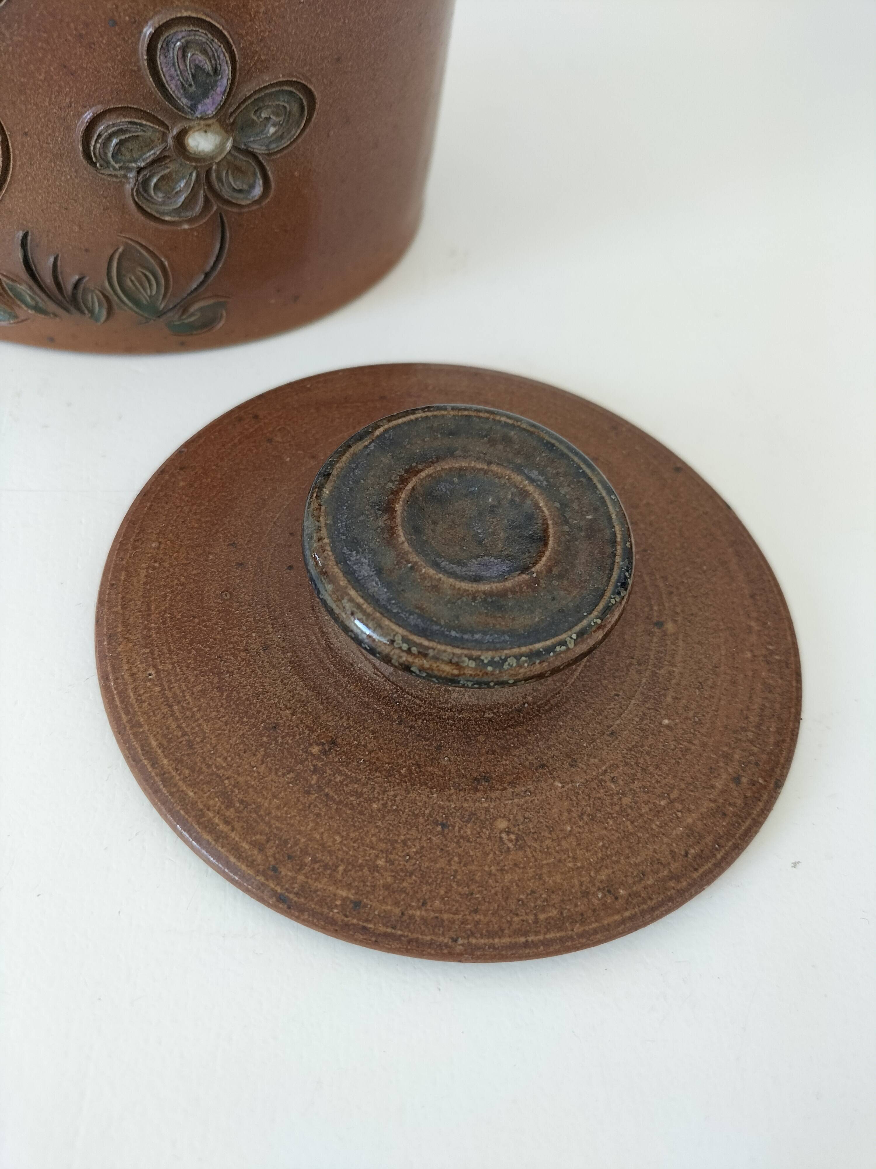 Vintage tea pot in brown flowered stoneware – La Poterie des Mottes – Saint-Amand