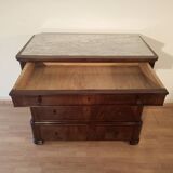 Commode italienne à quatre tiroirs en noyer de la fin du XIXe siècle
