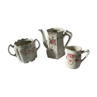 Three-piece coffee set