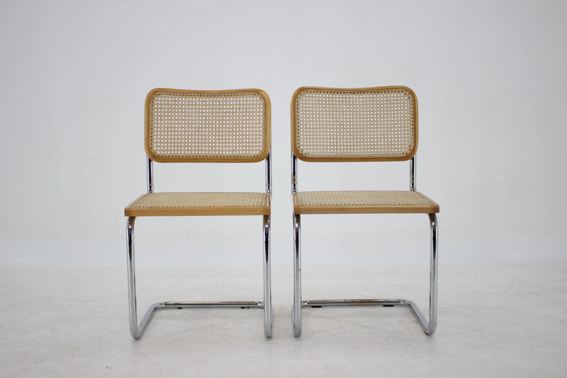 Set of six chrome plated and wood italian dining chairs by Breuer, 1970s