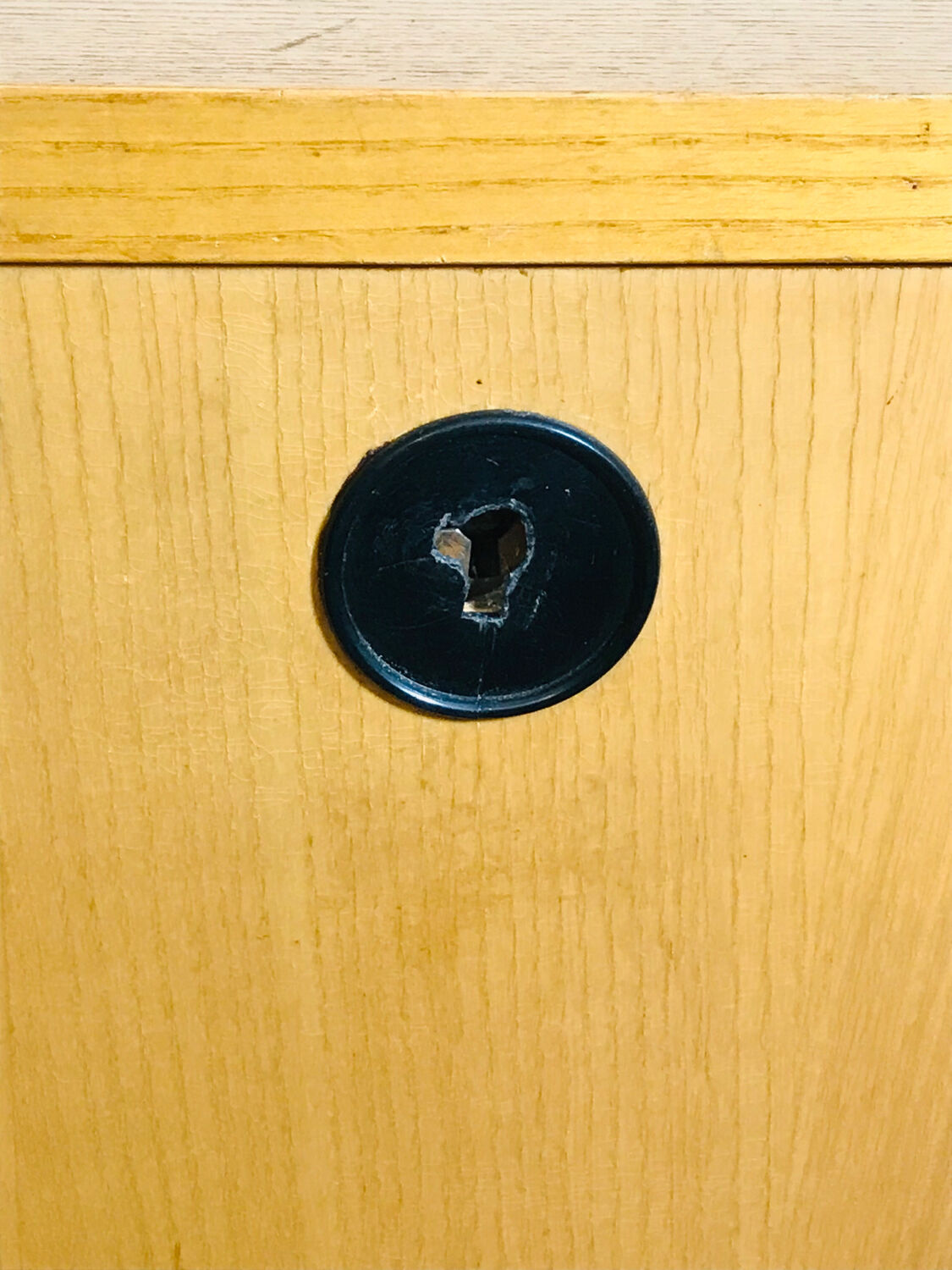 Office secretary A.R.P. Minvielle edition