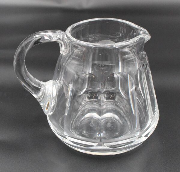 Broc à eau en cristal de Baccarat modèle Talleyrand Harcourt Pichet