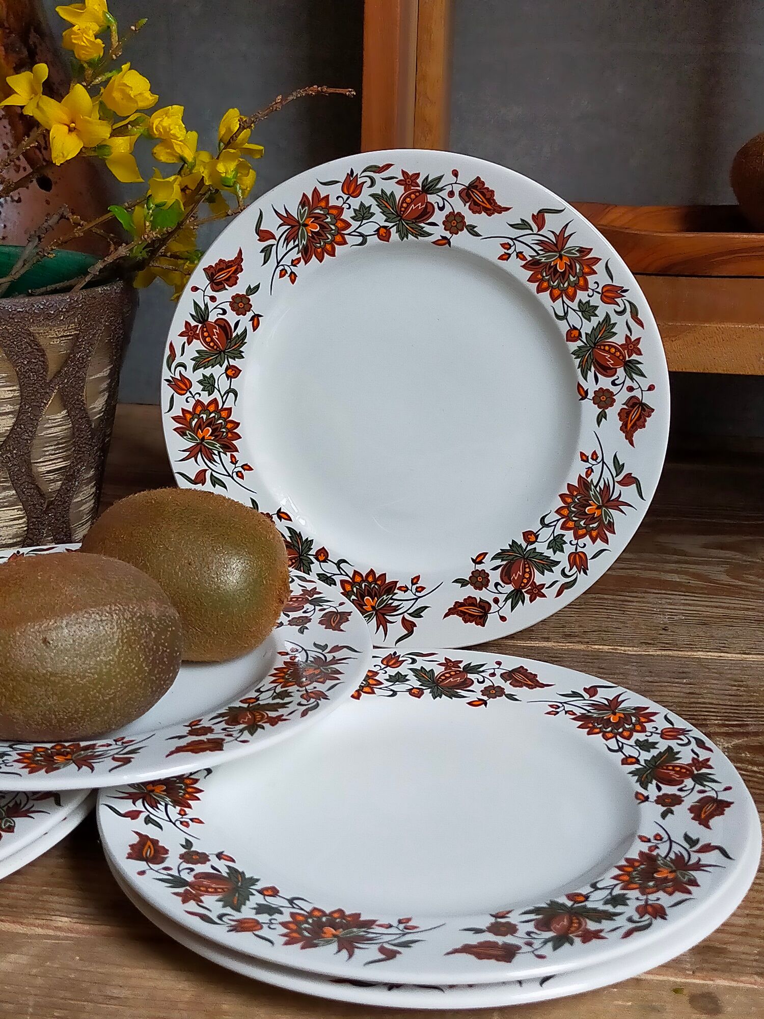 Six vintage English fine porcelain dessert plates