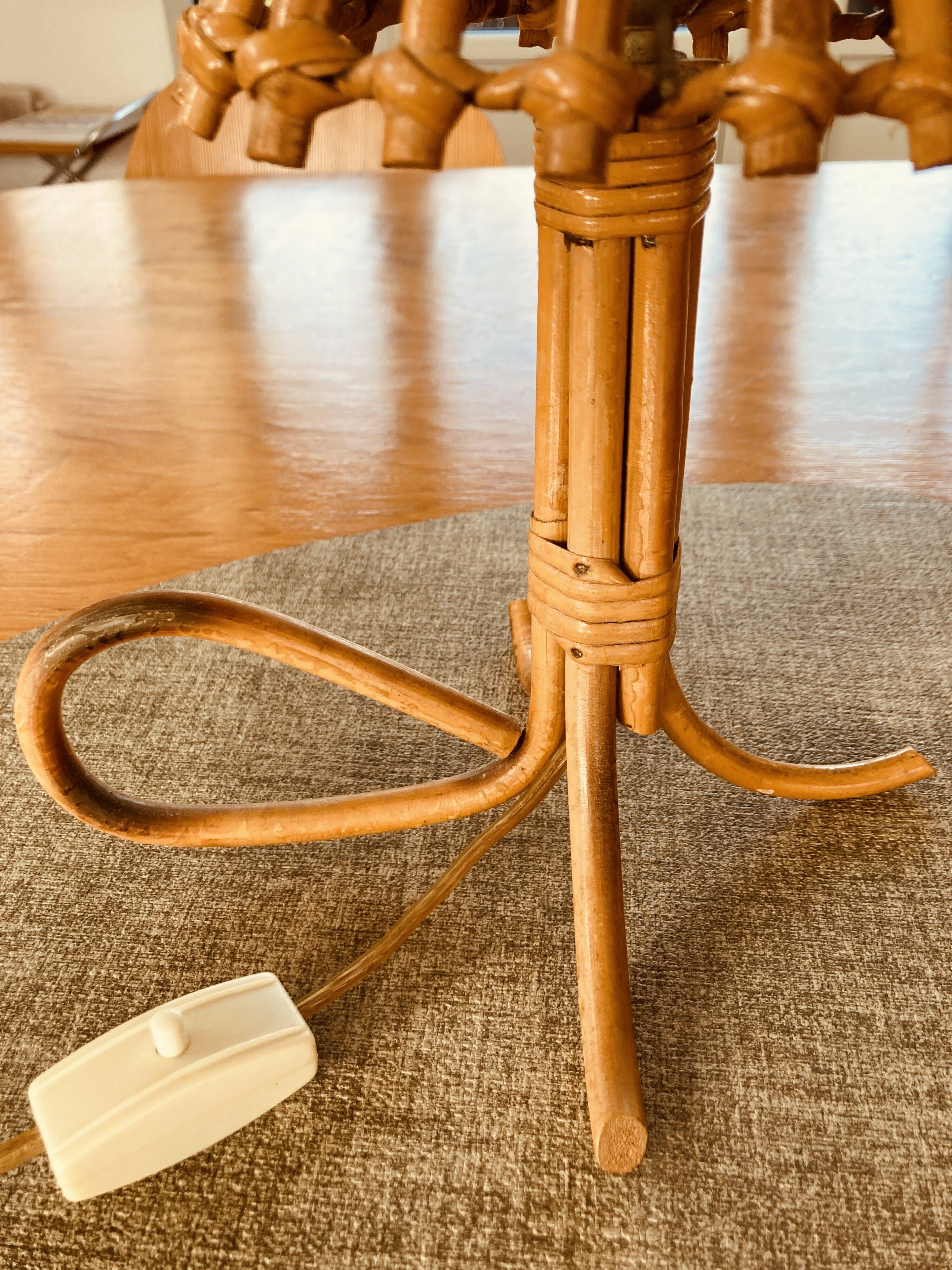 Small vintage rattan lamp