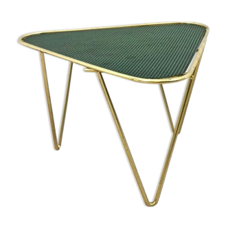 Table tripode perforée