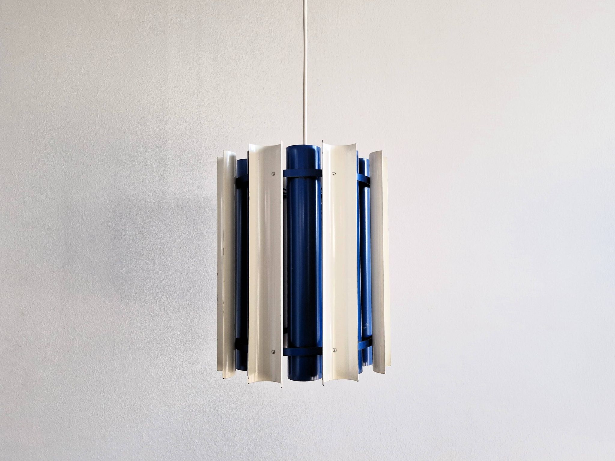 Rare blue and white 'Mexico' pendant lamp by Yki Nummi for Orno, 1960s