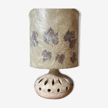 Lampe vintage en céramique ajourée et abat jour en fleurs sechées 70