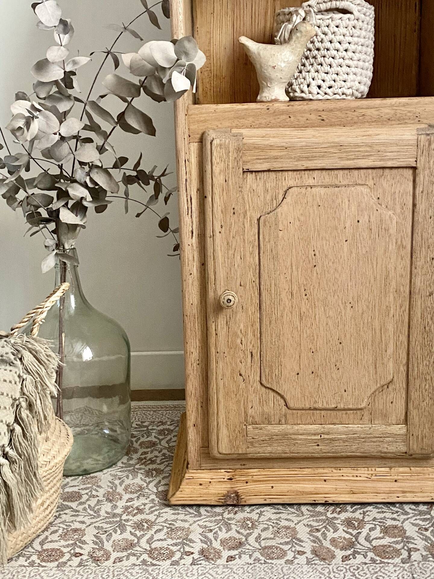 Occasional furniture