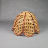 Flower suspension in braided rattan and vintage openwork