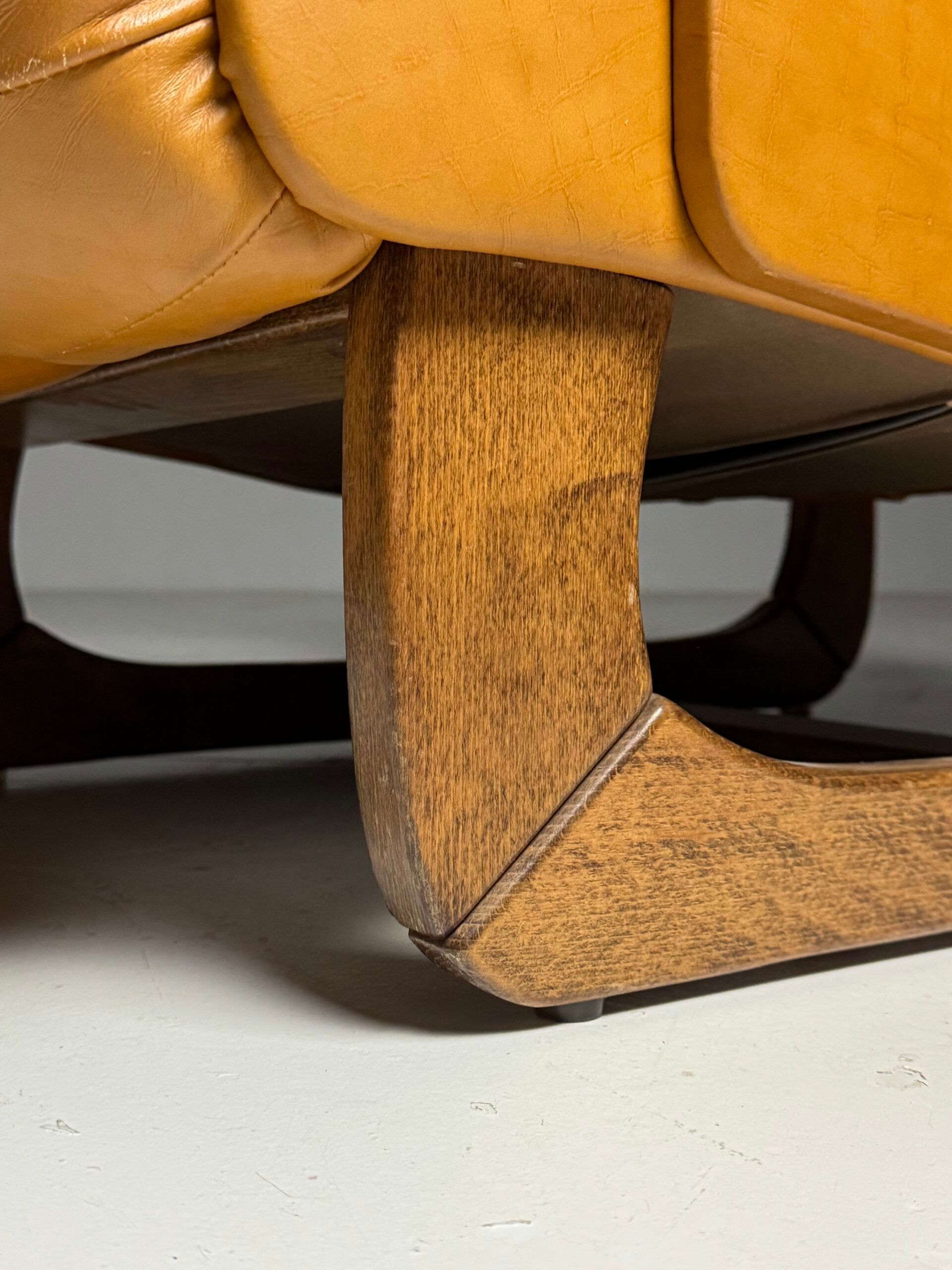 Vintage Italian armchairs 1970-1980