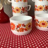 Tasses arcopal "flore" marguerite et tournesol seventies