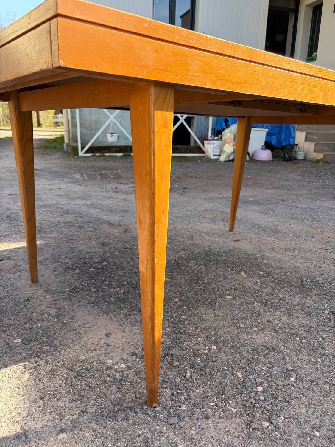 Vintage extendable table from the 60s - central extension.