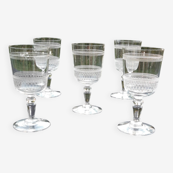 5 old guilloche glasses. Late 19th or early 20th century. Baccarat or Saint Louis.