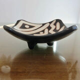 Ethnic tidy, tripod, terracotta 60s