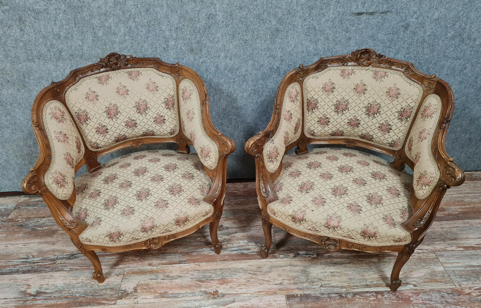 Pair of chairs cabriolets Louis XV rockery walnut rockery