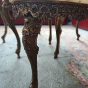 Kidney bean nesting tables