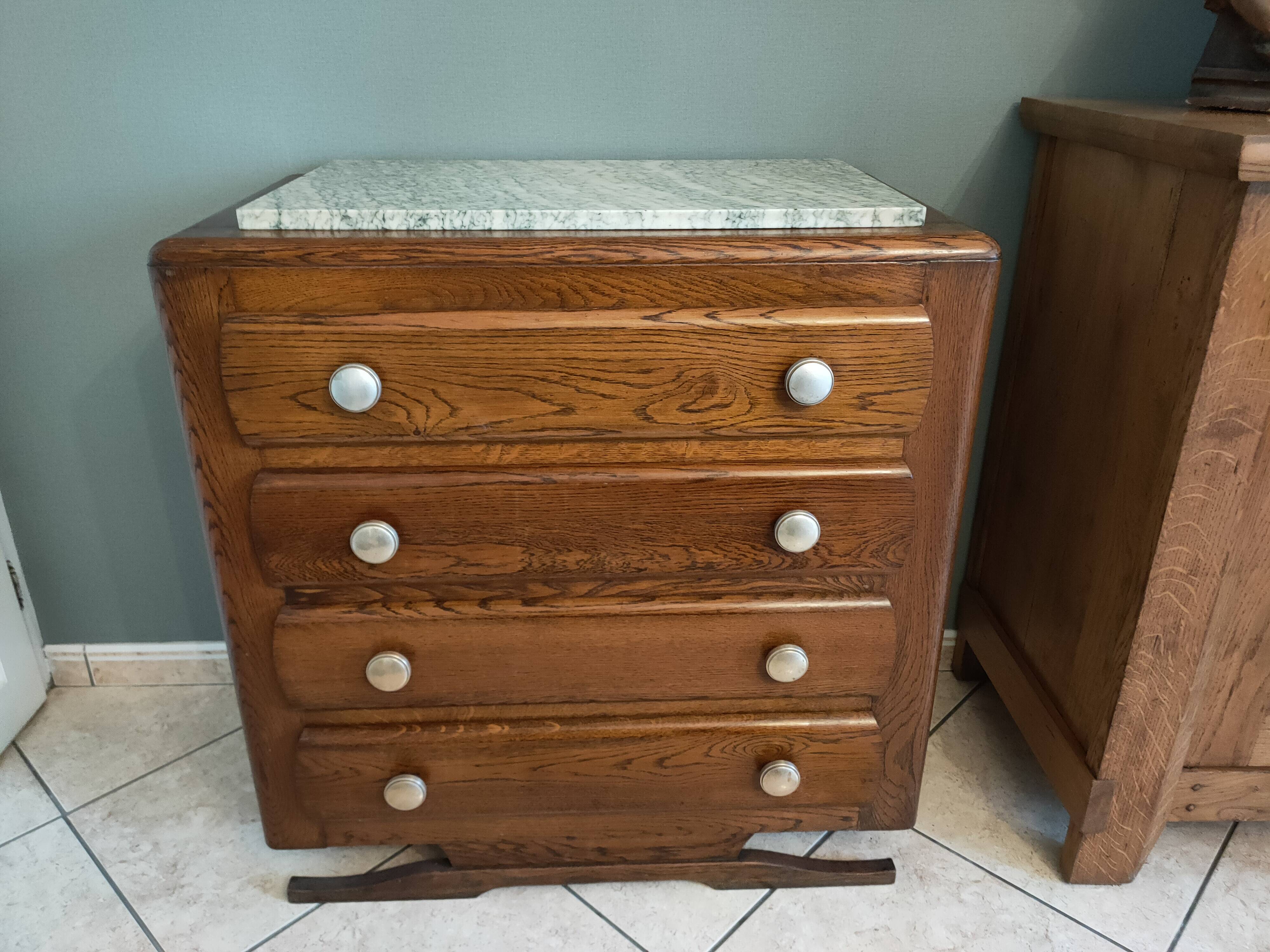 40-50s chest of drawers in solid oak