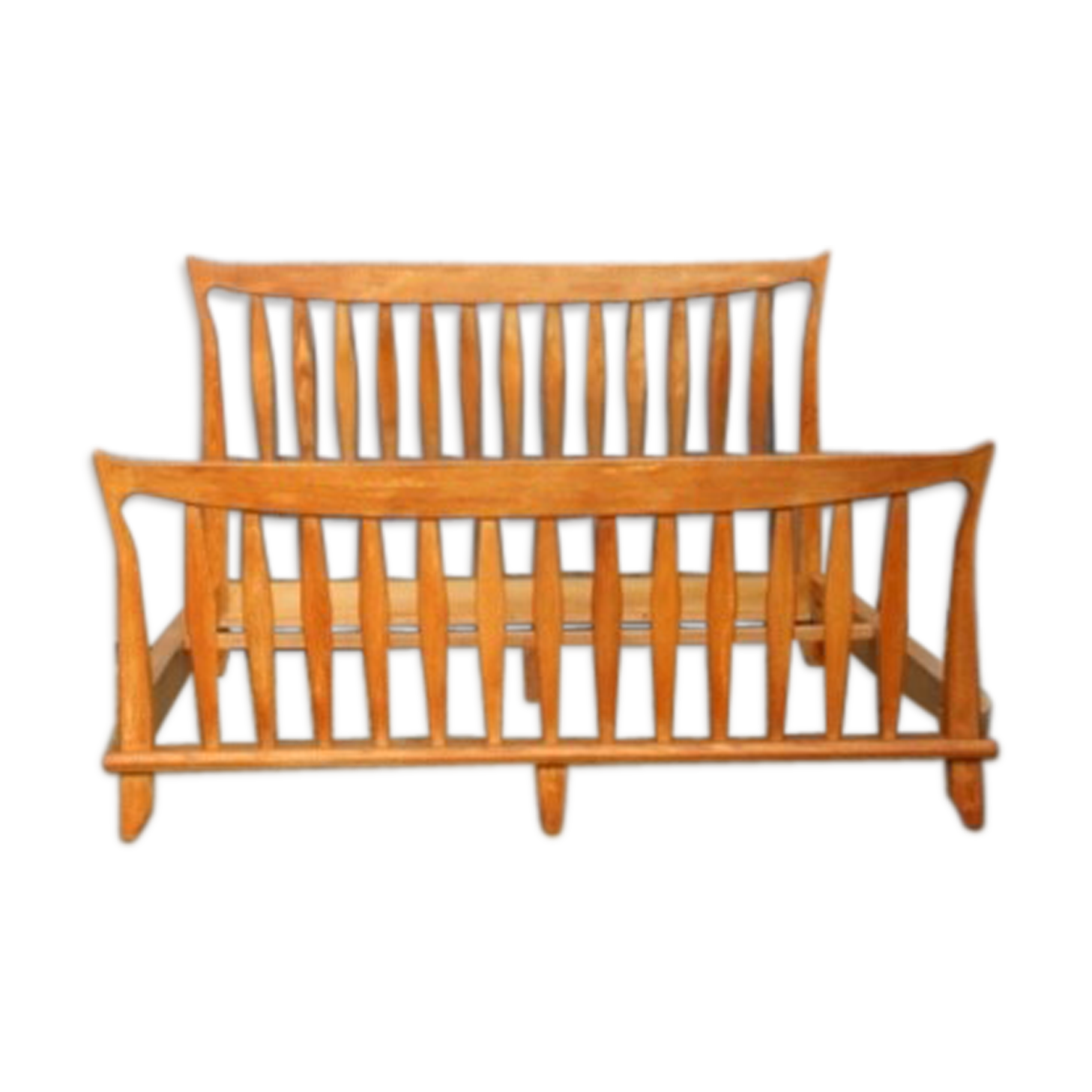 Bed of Guillerme and Chambron solid light oak France 1970