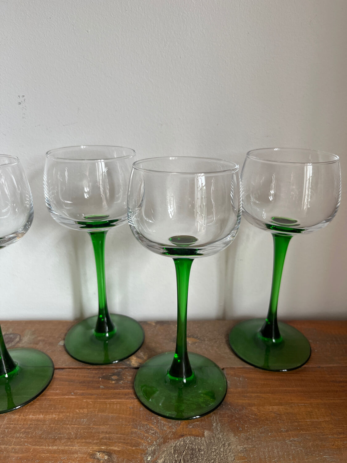 6 stemmed glasses