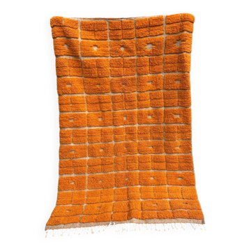Tapis Beni Ouraine en laine naturelle orange taille 150/250 cm