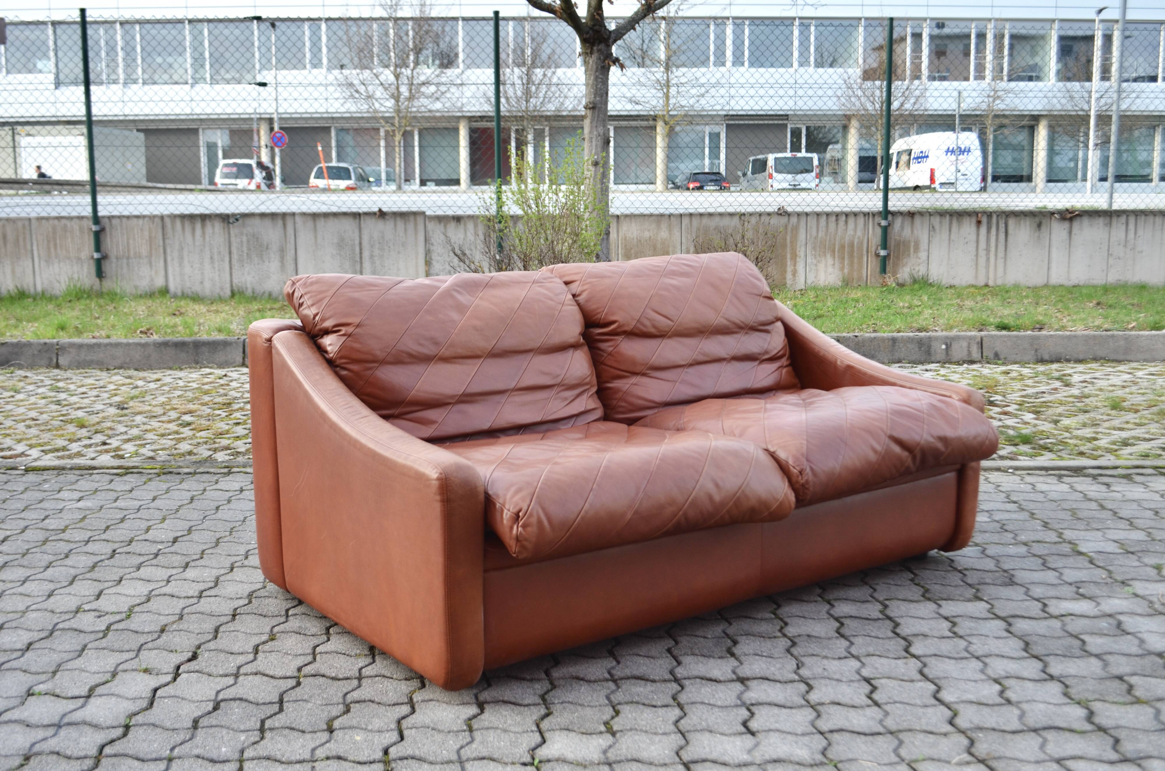 2 Seater Vintage Rolf Benz Sofa oxred leather