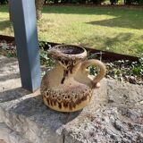 Vase marron beige