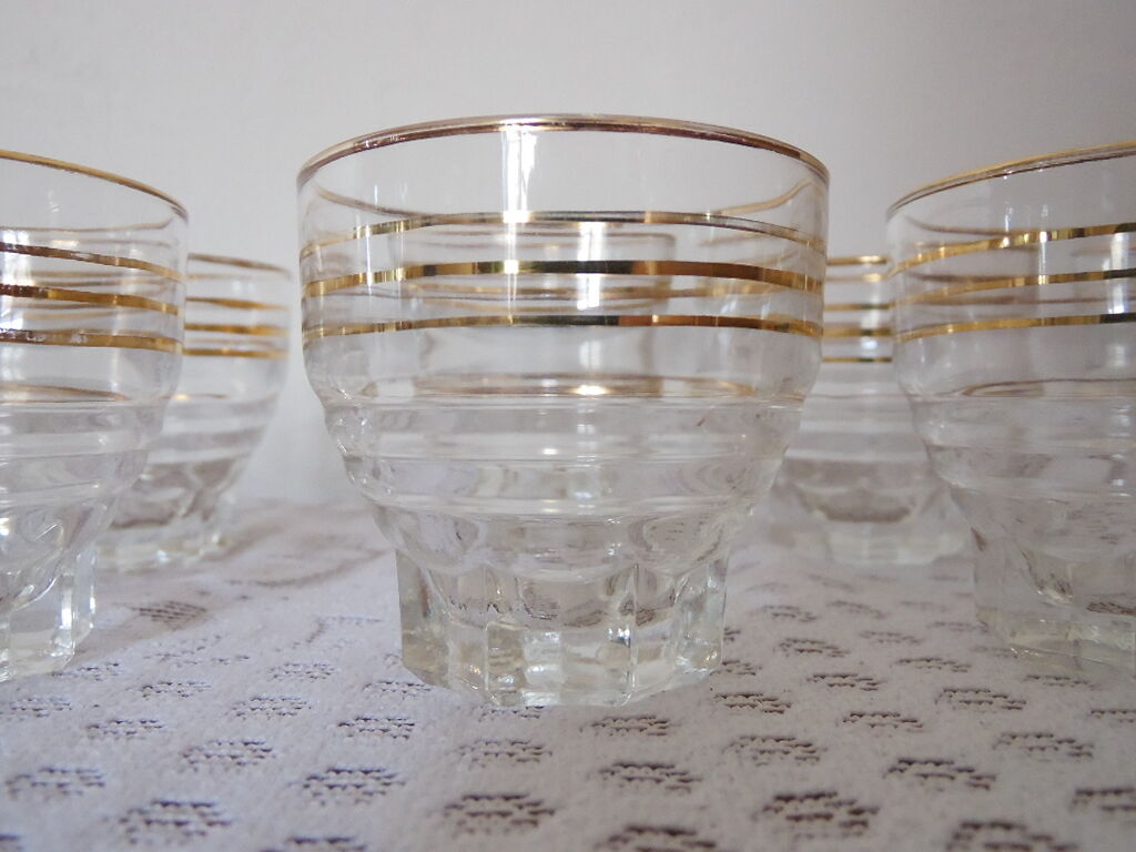 12 vintage liquor glasses