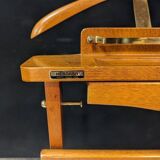 Valet De Chambre De La Maison Herdasa En Hêtre Clair