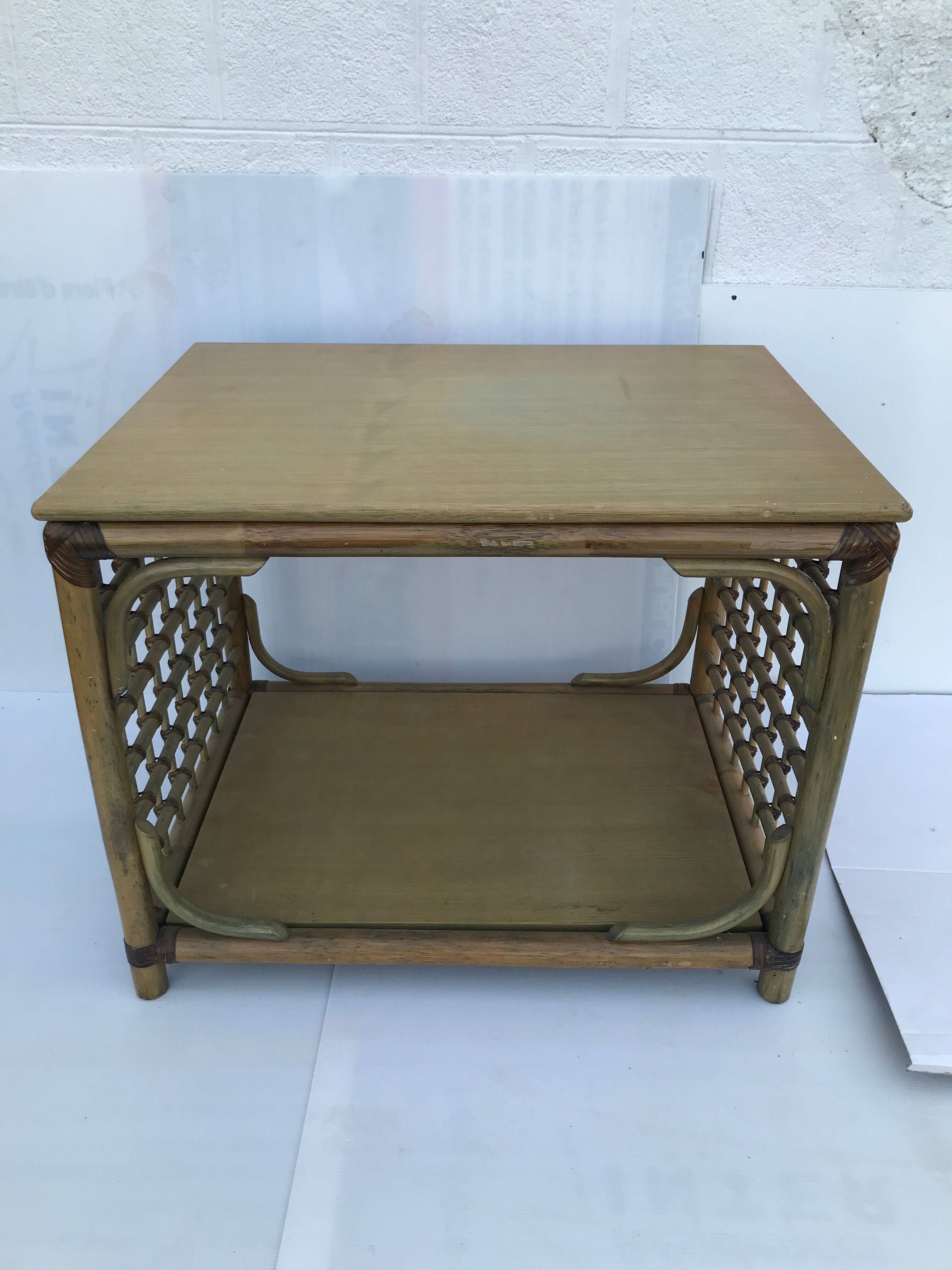 Wicker rattan coffee table 60s-70s