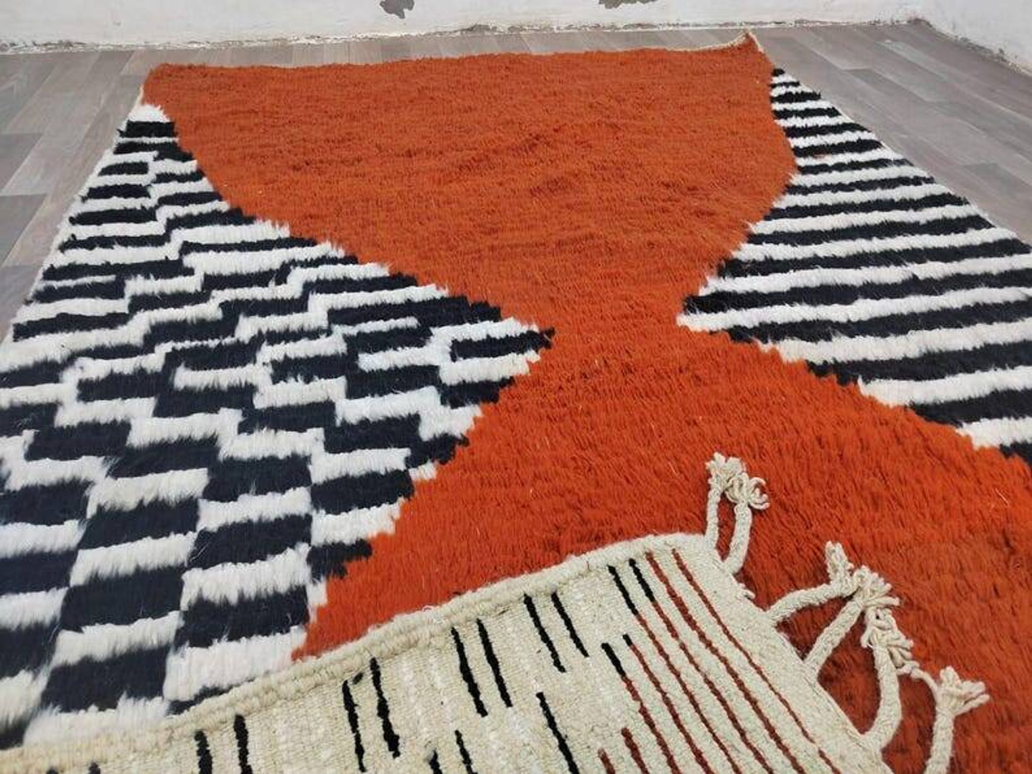 Handmade Moroccan rug 200cm x 300cm