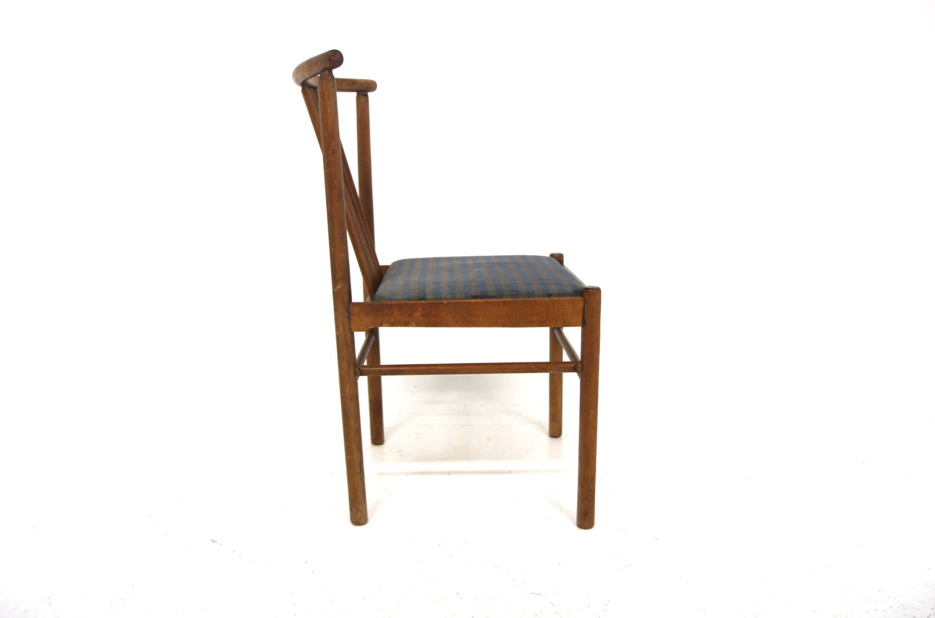 Set of 6 Scandinavian beech chairs, "Lyran" by Erik Wørtz, Sweden, 1960.