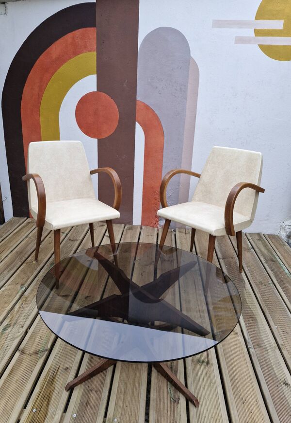Table basse en verre fumé et teck d'après Hugues Poignant, années 60-70
