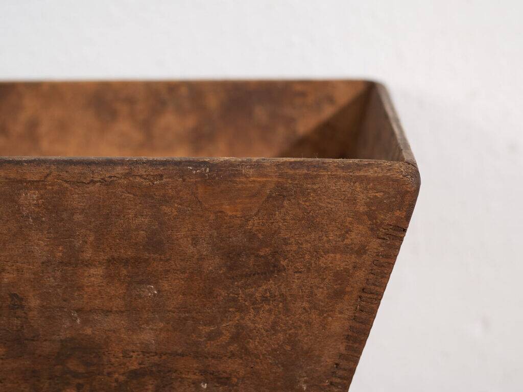 Old bowl with dark patina (c.1920) #10