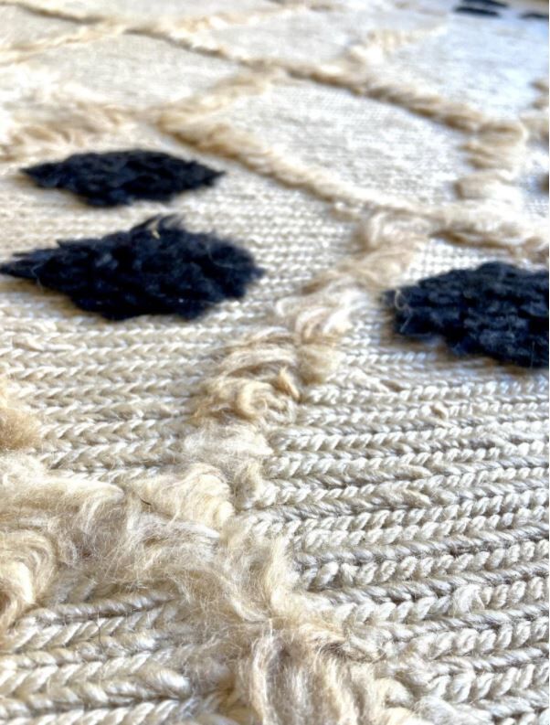 Berber carpet Luna 242 x 167 cm