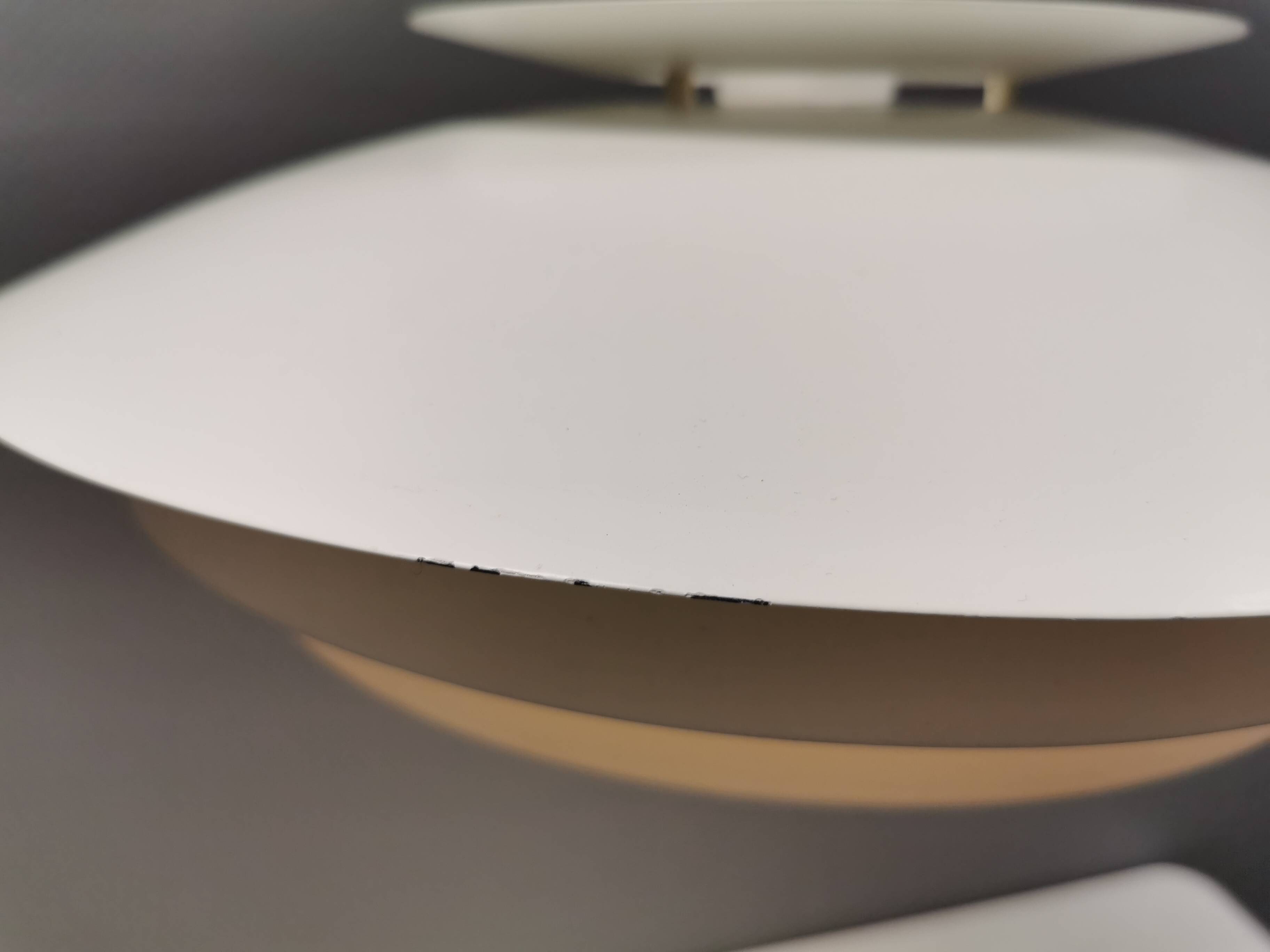 Large and beautiful hanging lamp from Danish Form-Light 1980s