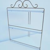 Corner shelf