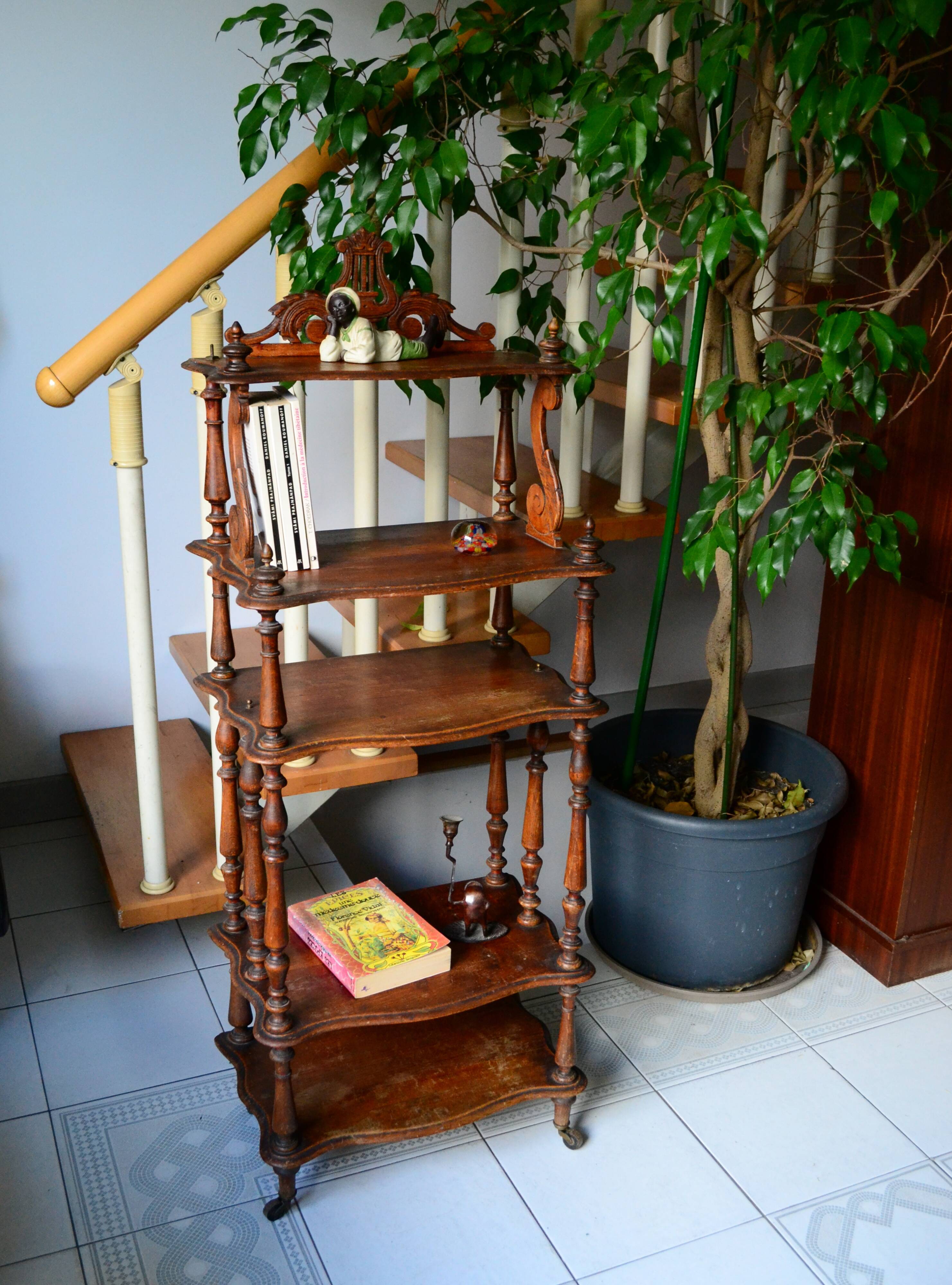 Wheels wood end bookcase