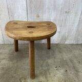 Tripod farm stool