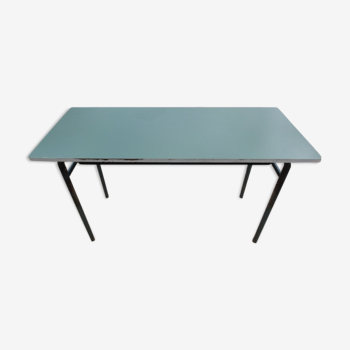Table of metal and laminate wood Green
