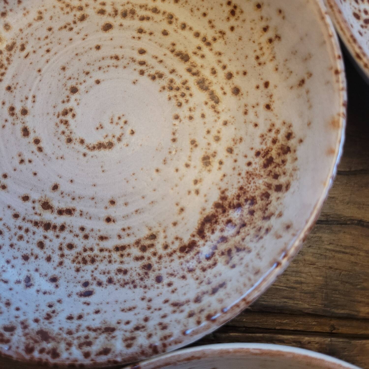 8 handmade soup plates in speckled stoneware – Ø 19.5 cm