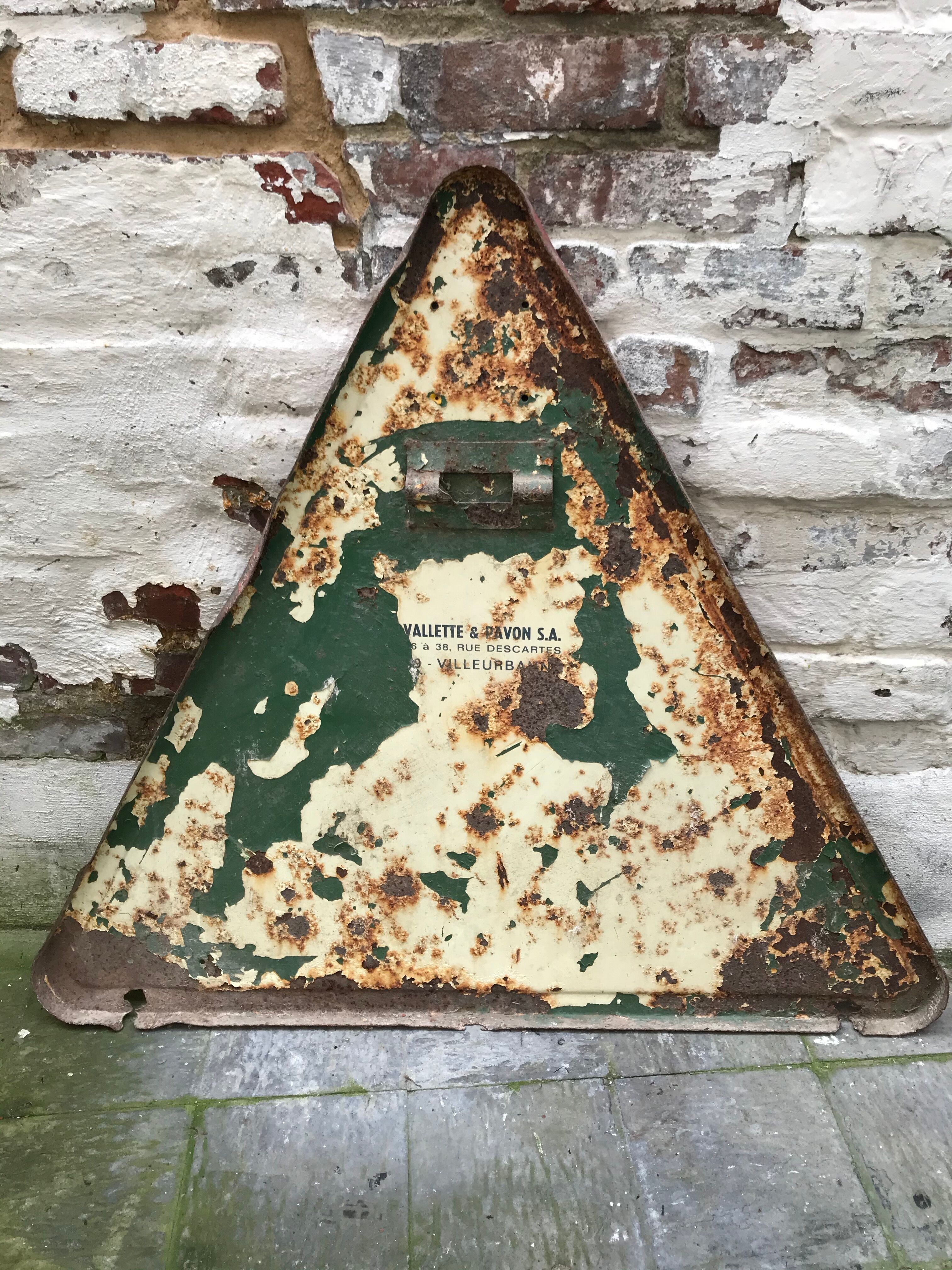 Old sign temporary dangerous turn sign