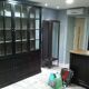 Vitrine colonne a une porte