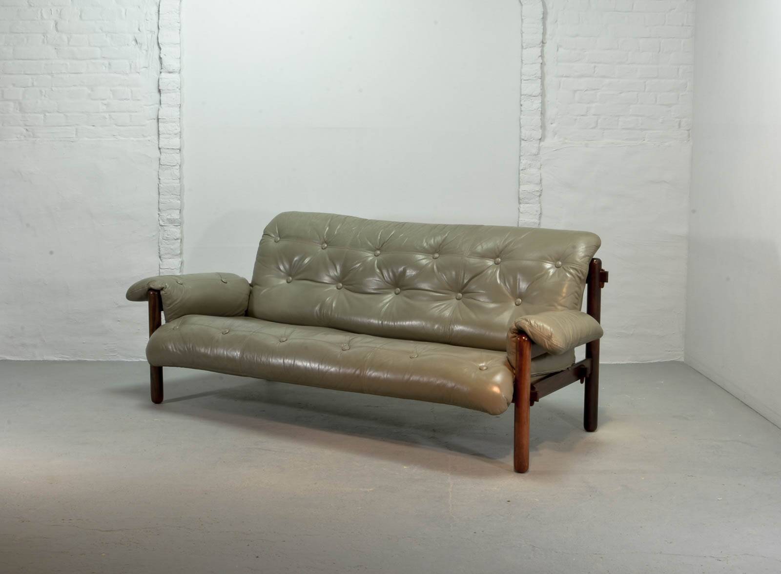 Jean Gillon Brazilian Jacarandá Wooden 3-Seat Sofa for Woodart, Brazil, 60s