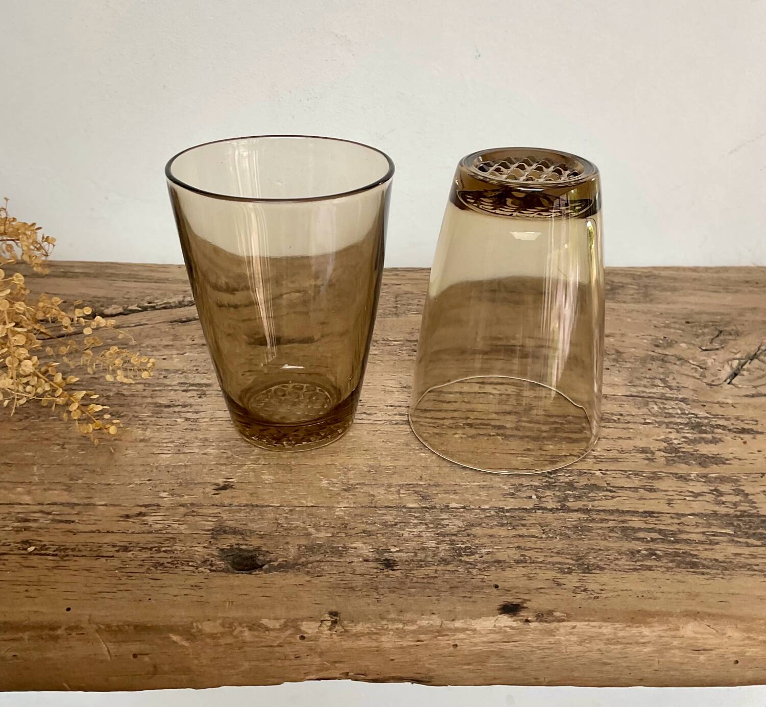 7 small vintage smoked glasses