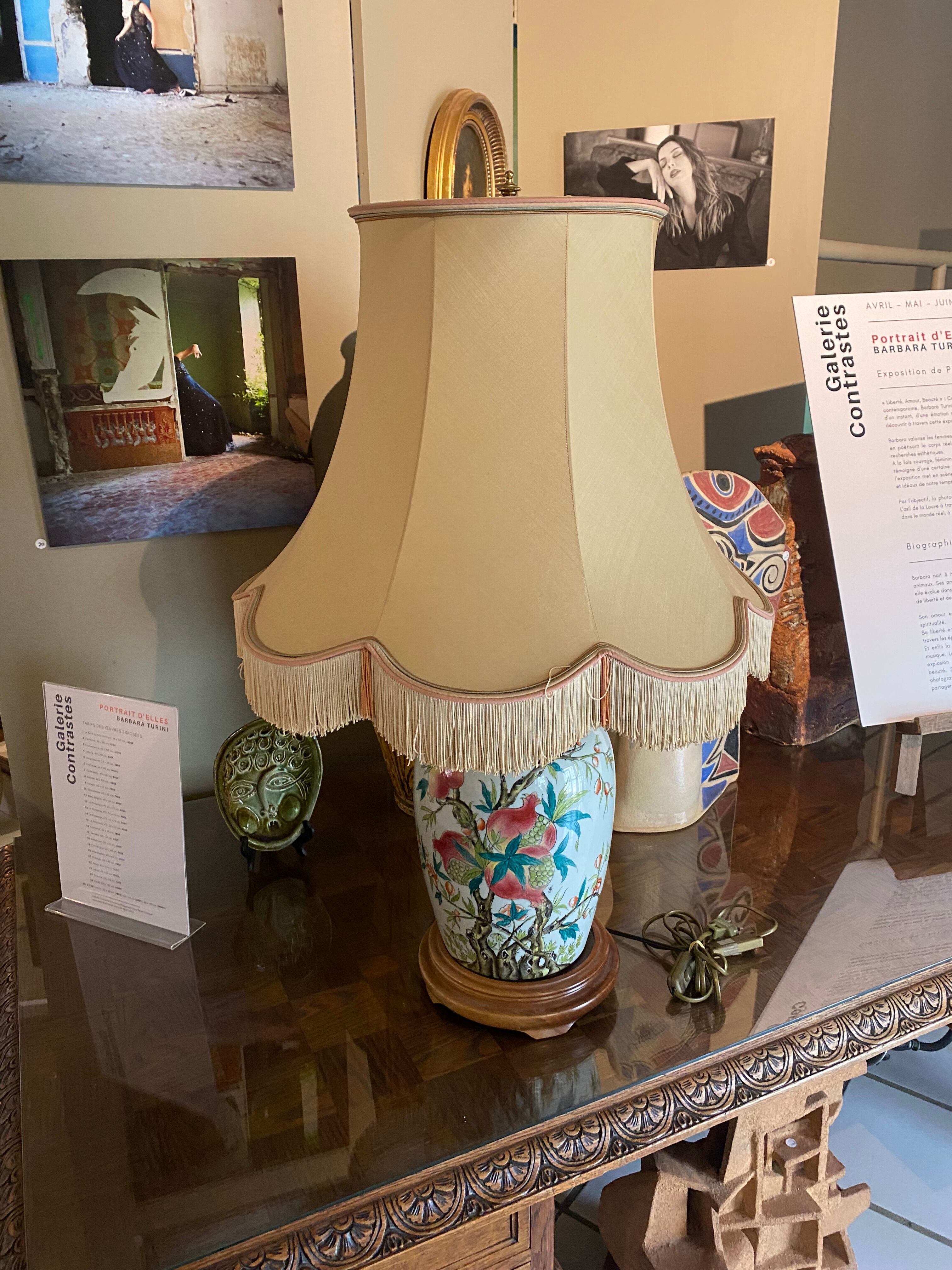 Chinese porcelain lamp with pomegranate decorations
