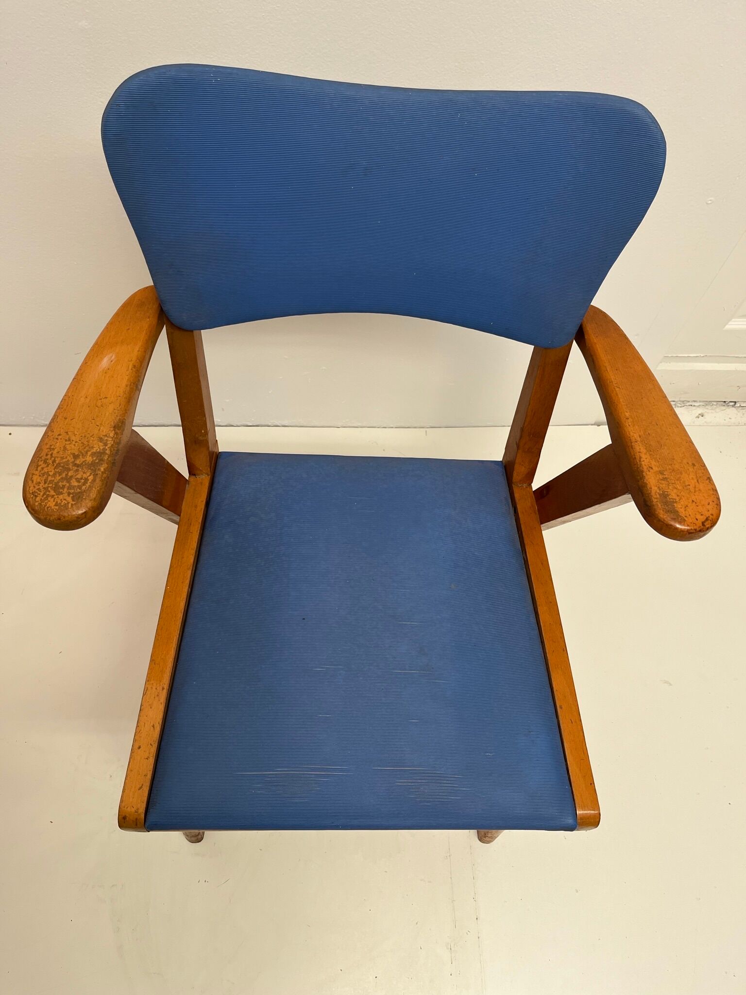 Pair of chairs bridge 50s