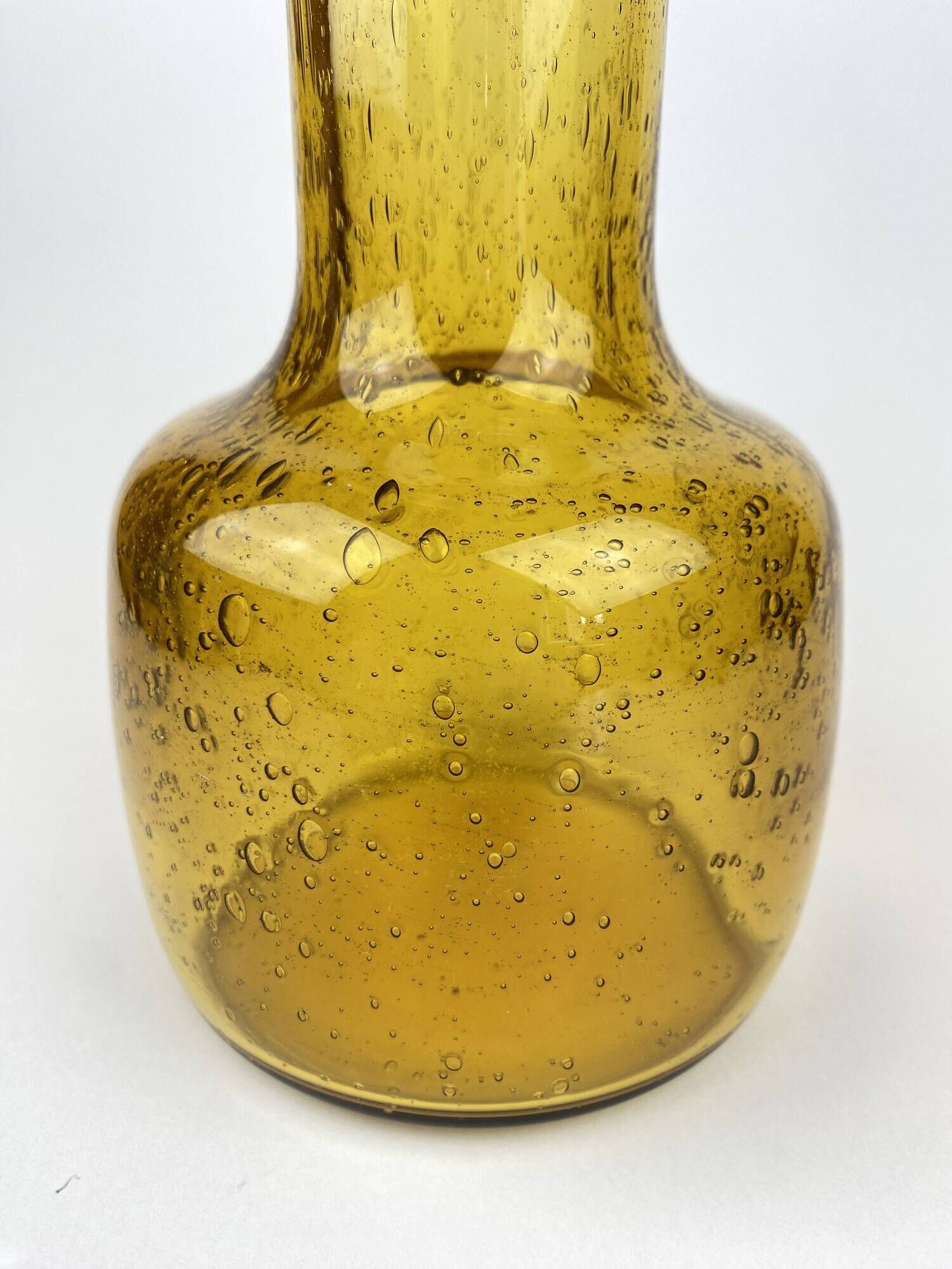 Ancien Vase Carafe Verre Soufflé Bullé Ambré Jaune